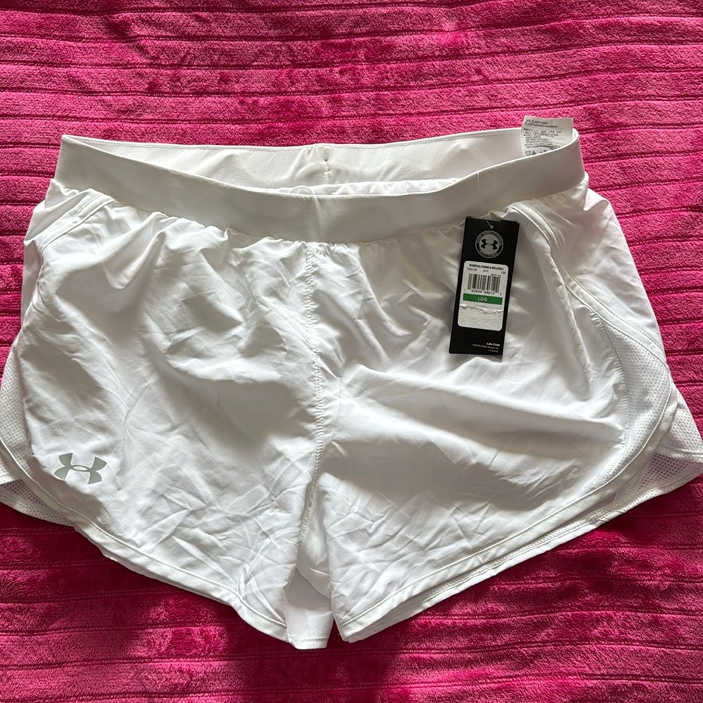 Under Armour women’s shorts NEW large